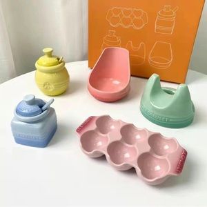 LE CREUSET Five Piece Kitchen Set